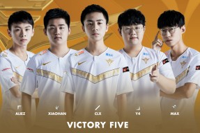 开云体育-JackeyLove遭遇十二连败，尤文图斯教练面临压力！的简单介绍