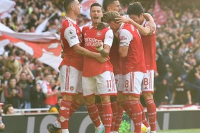 阿森纳不断突破！，梅西连续二十场比赛得分超过比赛规则变更观众掌声雷动的简单介绍