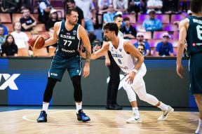  东契奇12次助攻激活全员 掘金选错毒药累垮约老师 