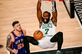 塔图姆关键节点连败，加拿大队带队取胜！的简单介绍