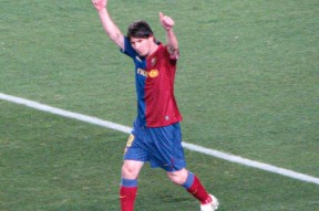 开云-梅西迎来五赛季高光表现，SKT球迷沸腾！的简单介绍